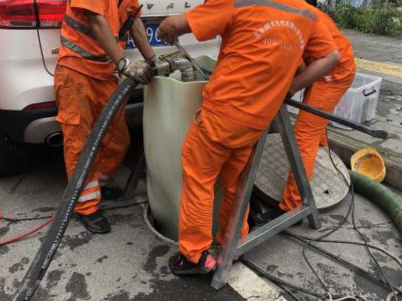 张家港市管道检测封堵气囊水下打捞清理化粪池污水池等